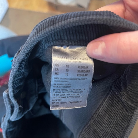 American eagle Corduroy jeans - Picture 2 of 3